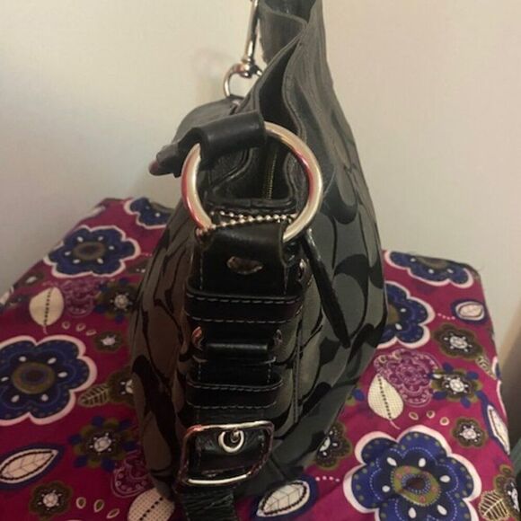 Coach 12874 Gray/Black Signature Logo Zoe Canvas and Leather Hobo shoulder bag - Picture 4 of 10